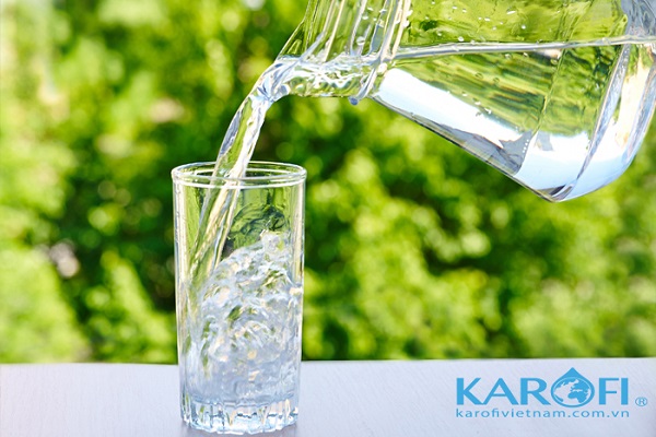 Tìm hiểu uống nhiều nước có tốt không?