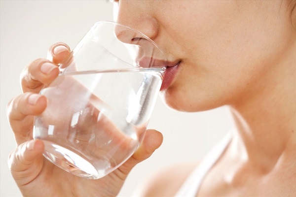 cách uống nước giảm cân