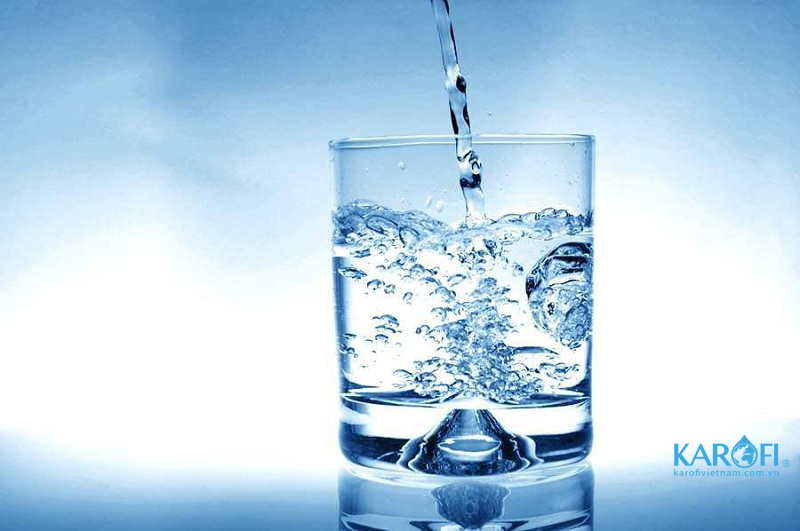 Uống đủ nước