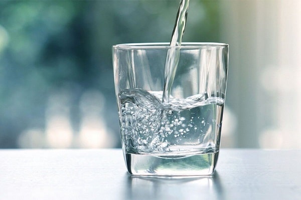 Nước nào là nước tinh khiết? Lợi ích của nước tinh khiết đối với cơ thể