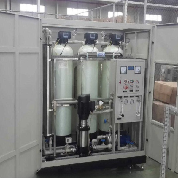  Hệ thống lọc nước RO công xuất lớn 2000L có tủ Karofi KCN-2.000-T