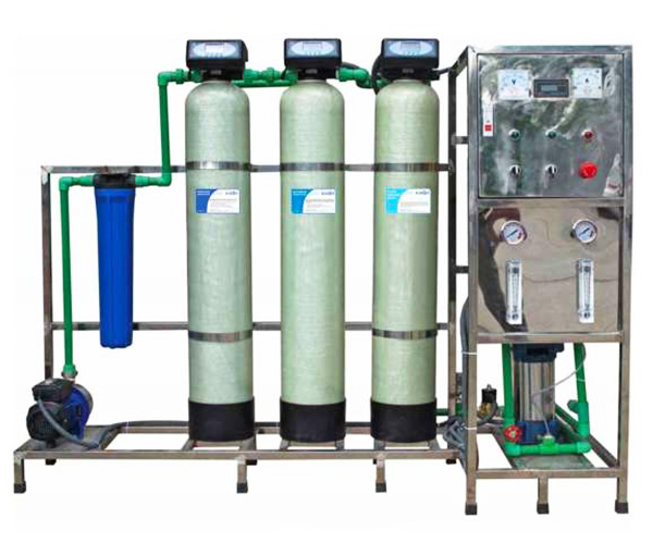 Hệ thống lọc nước RO công nghiệp công suất 350 lít/h có vỏ tủ KCN-350-T
